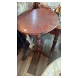WOODEN PEDESTAL STAND
