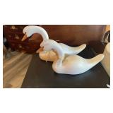 PR OF CARVED WOOD SWANS