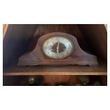 ANTIQUE MANTLE CLOCK