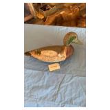 VINTAGE CARVED WOOD DUCK DECOY