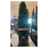 ARTIFICIAL TREE & PLANTER