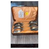 6PC SILVER PLATE SPOON SET W/ STORAGE BOX