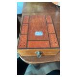 FOLDING WOOD CRIBBAGE BOARD