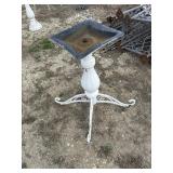 WHITE IRON TABLE BASE