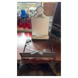 FARM FRESH METAL STAND & KINIFE/FORK METAL