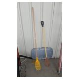 2 APPLE PICKER POLES