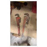 2 PIPE WRENCHES