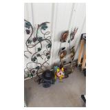 METAL YARD DECOR BIRD FEEDERS