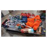 UNCLAIMED SPORTING GOODS / TOOLS
