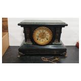 SETH THOMAS ANTQ MANTLE CLOCK