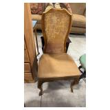 RUSH BACK ACCENT CHAIR