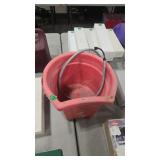 HEATED AGRICULTURE WATER BUCKET