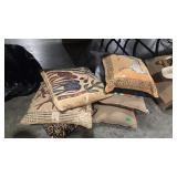ACCENT PILLOW ASSORTMENT