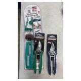 2 DRAMM PRUNERS AND TOOL SHARPENING KIT