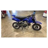 50CC KIDS GAS POWERED DIRT BIKE