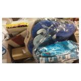 BX OF NEW & MISC ITEMS-FLIP FLOPS, CLEANING SUPPLY