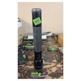 SURVIAL STYLE KNIFE & MAGLITE