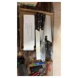 GROUP OF KITCHEN KNIVES