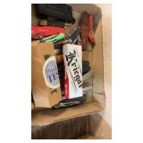 GROUP OF FOLDING KNIVES, MULTI TOOLS & MISC