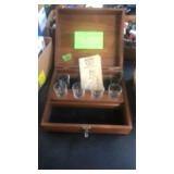 VINTAGE JACK DANIELS WHISKEY SHELLS SET IN