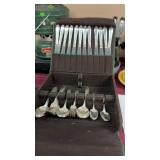 SET OF NEW ENGLAND SILVERPLATE SILVERWARE