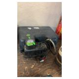 12 VOLT AIR COMPRESSOR & PART OF A GOOSENECK TOW