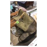 HUBARDS LEATHER DRESSING & WINTER BERG SOLOE BOOTS