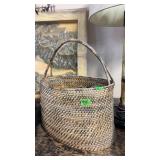 DECORATIVE BASKET W/ ORBS