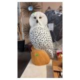 VINTAGE HAND CARVED WINTER SNOWY OWL, SIGNED