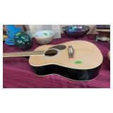MAESTRO ACOUSTIC GUITAR