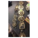 DECORATIVE HARNESS DRESSING