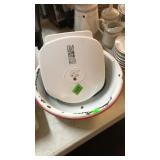 GEORGE FOREMAN LEAN MACHINE & ENAMEL WARE BASIN