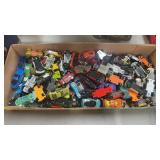 GROUP OF HOT WHEELS, MATCH BOX & OTHER MINIATURE