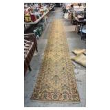 CARPET RUNNER 32'X28.5 FT