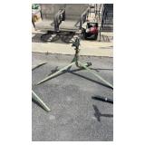 RAINBIRD ADJUSTABLE SPRINKLER ON STAND
