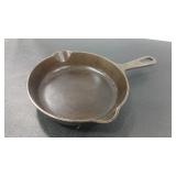 GRISWOLD #3 CAST IRON PAN