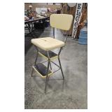 COSCO KITHEN STEP STOOL