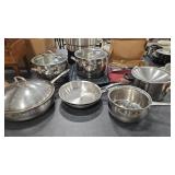 STAINLESS MIX MATCHED COOKWARE & KITCHEN