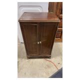 VTG RECORD CABINET