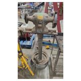 THOR HD BENCH GRINDER ON HD BASE