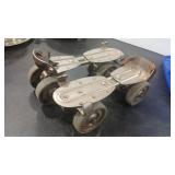 CHICAGO VTG ROLLER SKATES