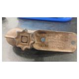 ACME CO.  VTG TRAILER HITCH