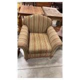ACCENT UPHOLSTERED  CHAIR
