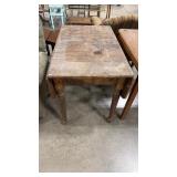 PRIMATIVE DROP LEAF KITCHEN TABLE