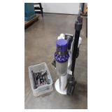 DYSON CYCLONE V10 CORDLESS VACUUM & ACCESSORY
