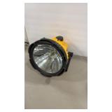 CYCLOPS 15 MILLION CANDLE POWER FLASHLIGHT