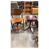 2 - VTG ACCENT TABLES