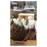 WOODEN BOWLS, BEER PINT GLASSES, SET OF 4 PLATES