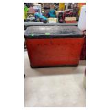 VINTAGE RED KAMP KOLD ICE CHEST