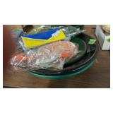 GOLD MINING PANS, SCOOPS & SAFETY GOGGLES
